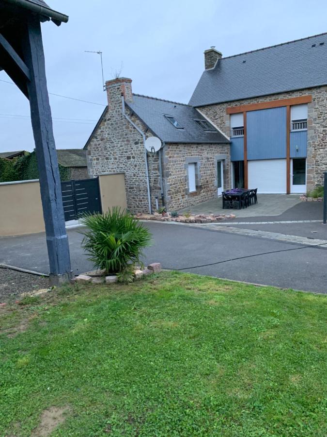 Le Gite De La Mongatelais Villa Roz-Landrieux Eksteriør bilde